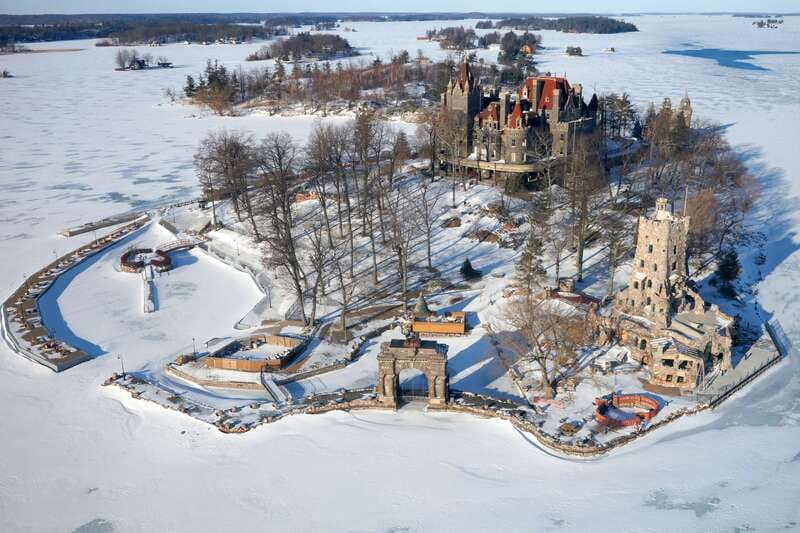 1000 Islands: 10, 20, 30, or 60-Min Scenic Helicopter Tour - Weather, comfort, and family details