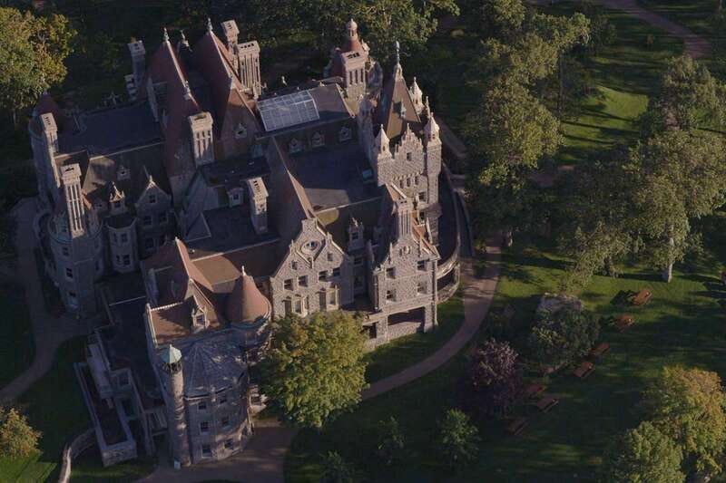 1000 Islands: 10, 20, 30, or 60-Min Scenic Helicopter Tour - The pilot makes the difference