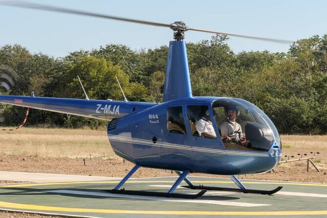 13-15 minutes Private Short Helicopter Flight - Along the gorges and back through Zambezi National Park