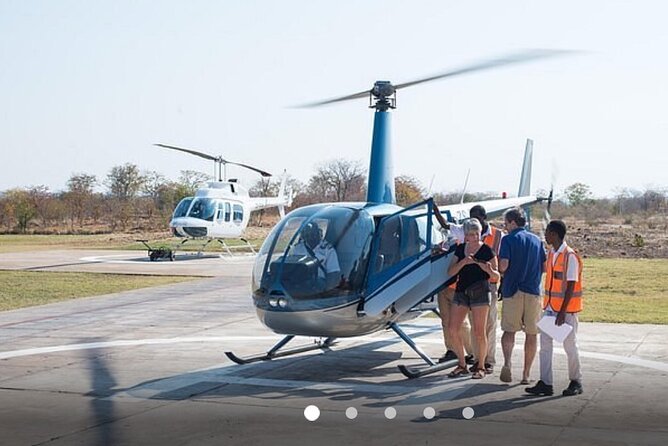 15 minutes scenic helicopter flight above Victoria Falls-Zimbabwe - Hotel pickup makes a short flight easier to fit in