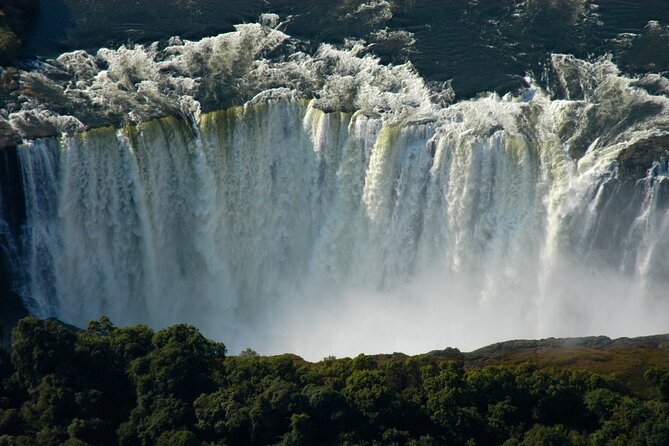 15 minutes scenic helicopter flight above Victoria Falls-Zimbabwe - How to get better photographs from the air