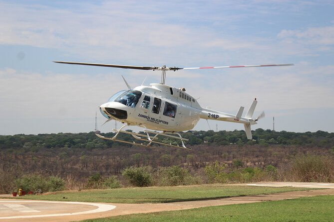 15 minutes scenic helicopter flight above Victoria Falls-Zimbabwe - Why the window-seat promise matters