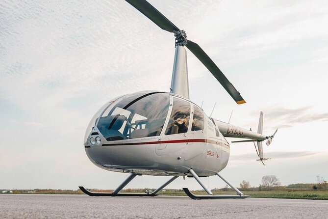 20 Minute Scenic Helicopter Private Tour - Taking Off From Nottawa