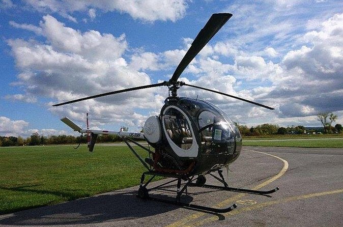 20 Minutes Helicopter Tour for 2 - The restored castle in Lower Austria