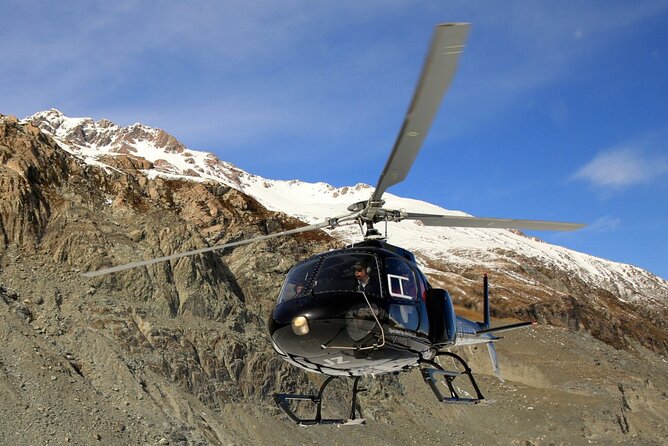 25-Minute Helicopter flight including an alpine landing - The alpine landing on Brass Peak or Liebig Dome