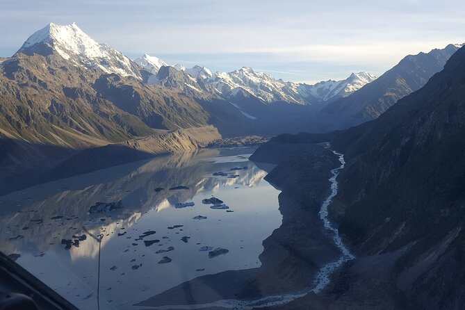 25-Minute Helicopter flight including an alpine landing - Photography, comfort, and the short landing window