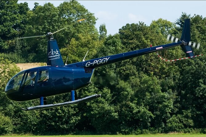 25 minute Royal Surrey Helicopter Tour - Clandon Park and Palladian architecture