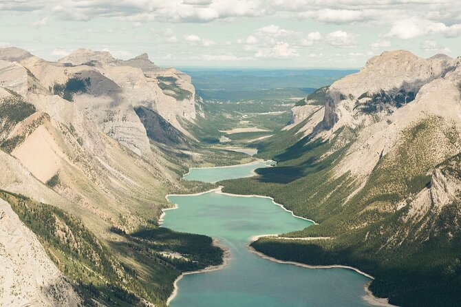 30 Minute Helicopter Tour over Lake Minnewanka, Banff - Why this helicopter route is worth considering