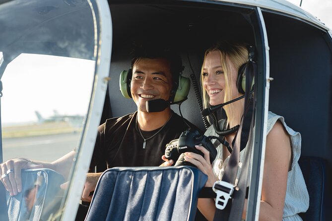 30 Minutes SHARED Helicopter Tour in Honolulu - Takeoff from Honolulu International Airport