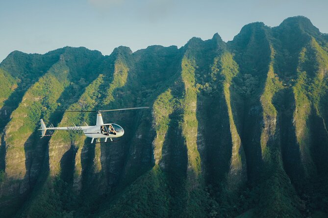 60 Minutes SHARED Helicopter Tour in Honolulu - The North Shore and Oahu’s central valley