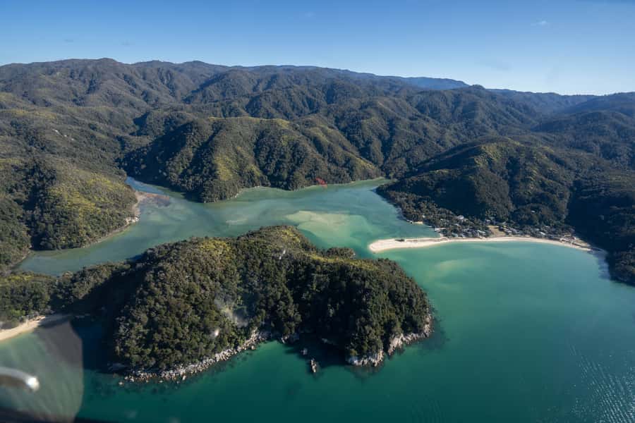 Abel Tasman National Park: Helicopter Flight with landing - Who will enjoy this experience most