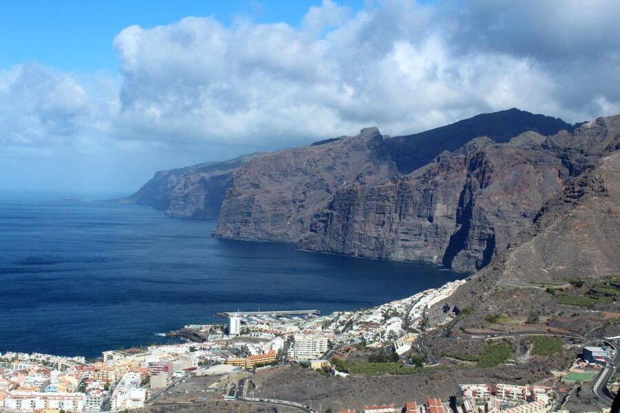 Adeje: Scenic Tenerife Helicopter Flight - Choosing between an 8-minute and 45-minute flight