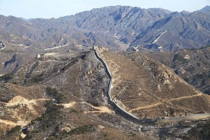 Aerial View of the Great Wall by Helicopter - How the guide and driver shape the day