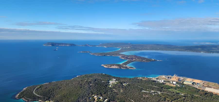 Albany: 60 min scenic helicopter flight - Wildlife watching from the cabin