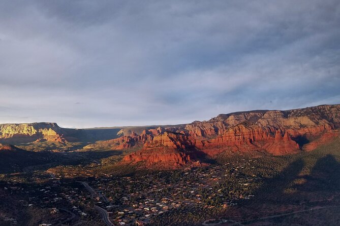 Ancient Sedona (30+ Mile) - Sedona Helicopter Tour - Soldiers Pass, Coffee Pot Rock, and a natural bridge