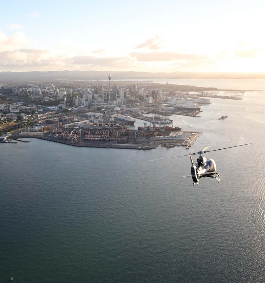 Auckland: 36 min scenic helicopter flight - Coast to Coast - Over the Waitakere Ranges