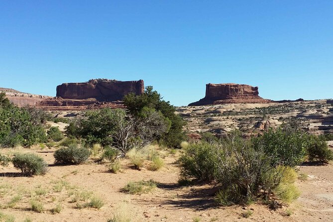 Backcountry Arches Helicopter Tour - 30 Minutes - Gemini Bridges and the final aerial views
