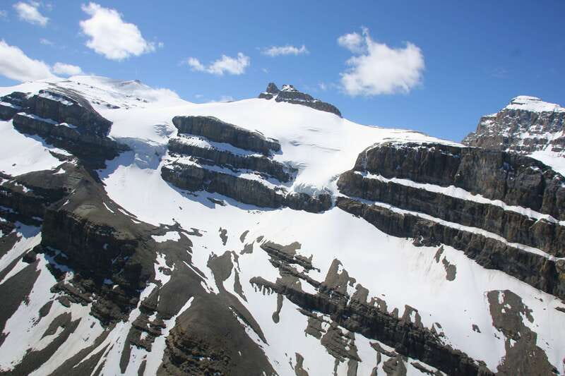 Banff/Jasper: Canadian Rockies Scenic Helicopter Tour - The 30-minute route over Cline Pass