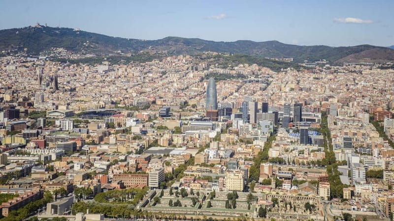 Barcelona: Helicopter Flight & Heliport Boat Transfer - Staff, commentary, and the included video
