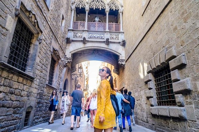 Barcelona Helicopter, Sailboat & Old Town Private Walking Tour - Plaça de Catalunya and the route into the Old Town