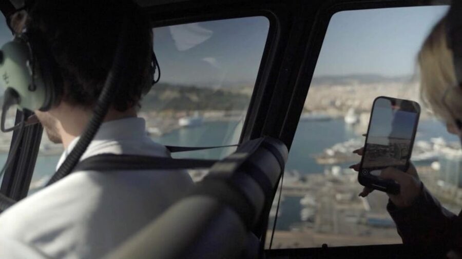 Barcelona: Helicopter Tour - The 7-minute route over the port and coast