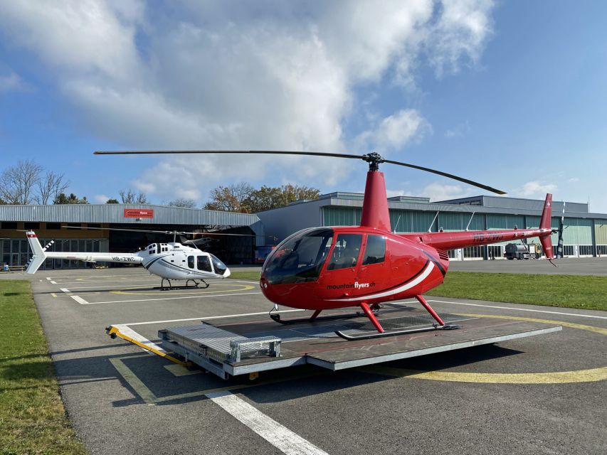 Bern: Mountain & Lake Helicopter Flight for 2 or 3 People - Photos, souvenir, and practical comfort