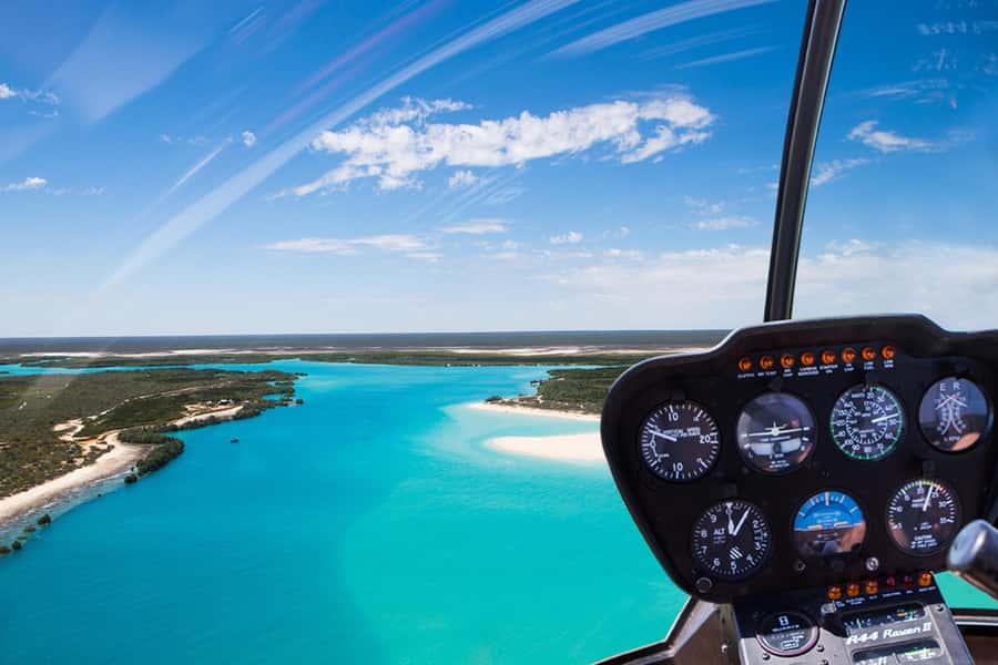 Broome: 30-Minute Scenic Helicopter Flight - Willie Creek, pearl country, and the tide
