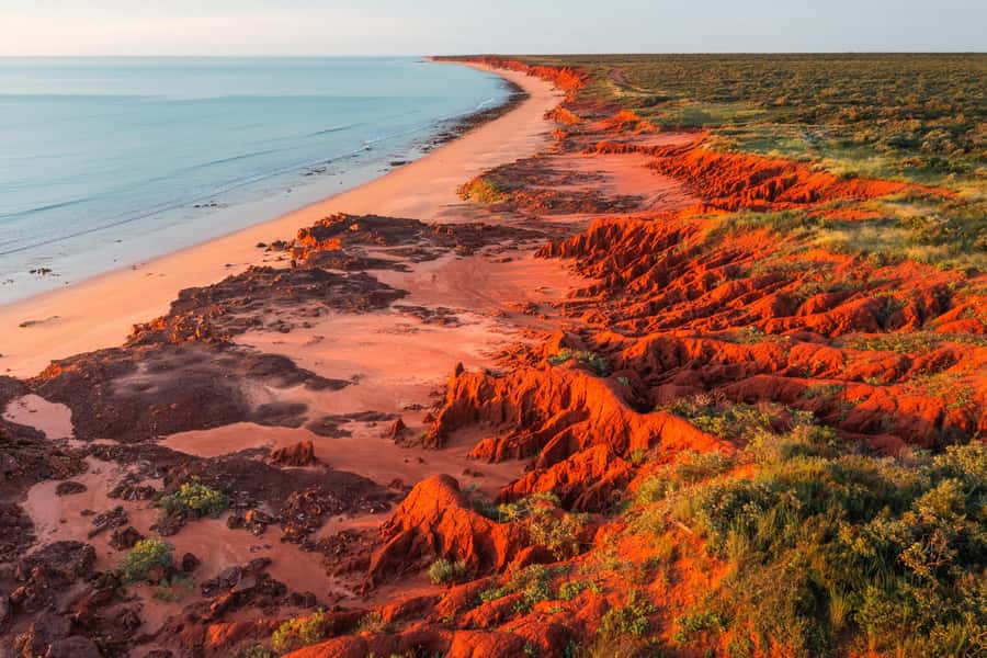 Broome: Cliffs & Coast 60 minute Scenic Helicopter Flight - Willie Creek, tidal color, and pearling country