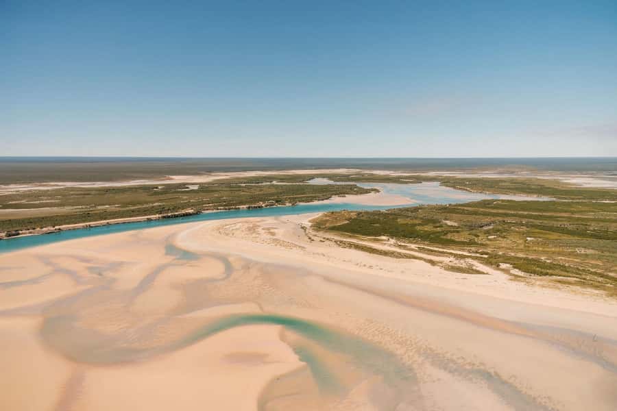 Broome: Helicopter Flight and Willie Creek Pearl Farm Tour - What you learn on the pearl farm tour