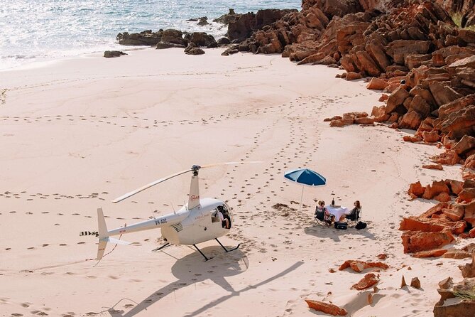Broome: Romantic 45-Min Private Helicopter Flight & Beach Picnic - Town Beach, Roebuck Bay, and Dampier Creek