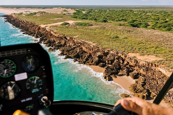 Broome's Creeks & Coast: 45-Minute Scenic Helicopter Flight - Willie Creek and the pearl-farming coast