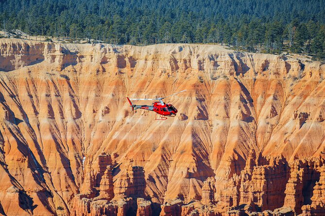Bryce Canyon National Park: 15 Minute Helicopter Tour - Boat Mesa, Sinking Ship, and Fairyland from above