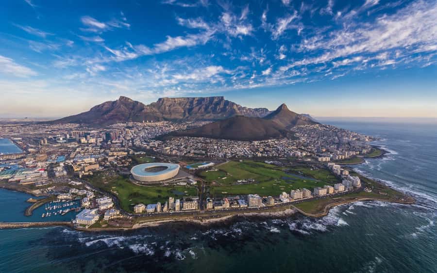 Cape Town: 20-Minute Helicopter Flight and Free Harbour Tour - From the V&A Waterfront to the sky