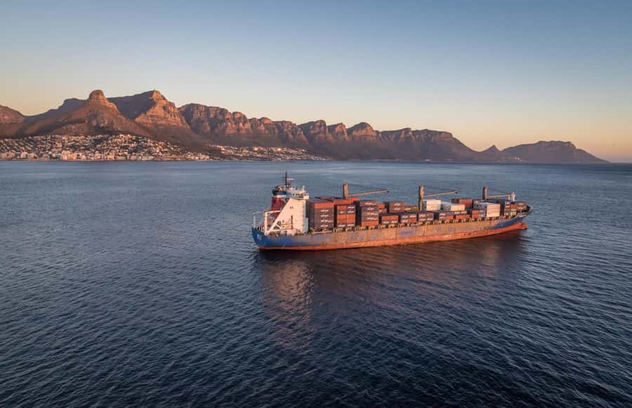 Cape Town: 20-Minute Helicopter Flight and Free Harbour Tour - Should you book the helicopter and harbour cruise?