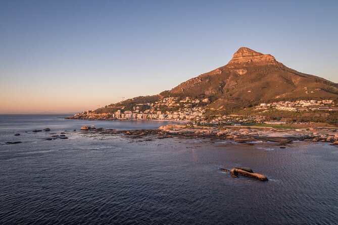 Cape Town Helicopter Tour: City Hopper - Clifton and Camps Bay from the air