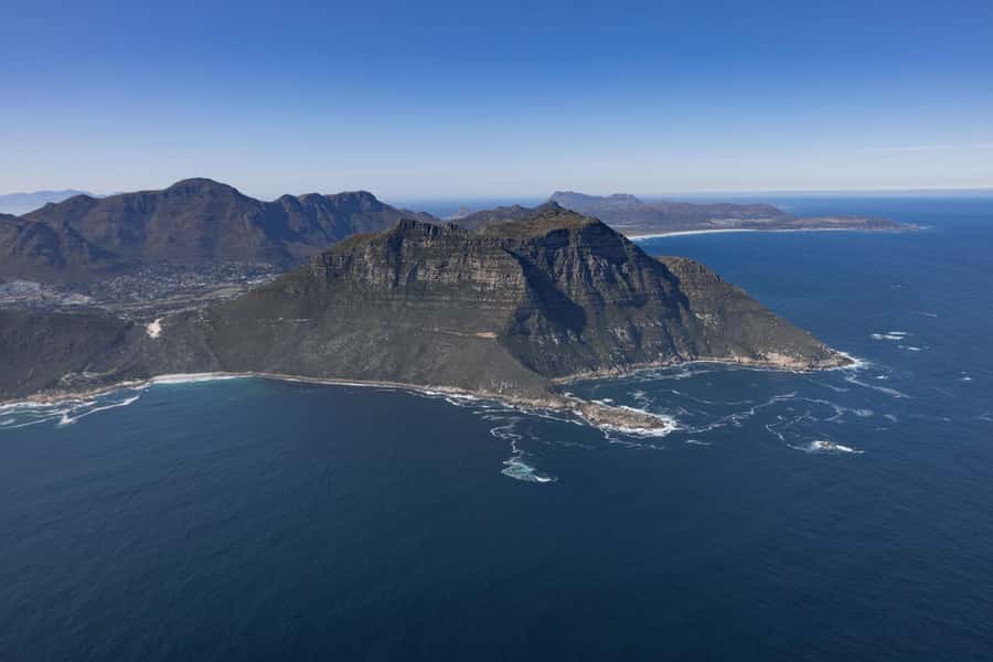 Cape Town to Camps Bay & Hout Bay Helicopter Flight - 18Min - Who will get the most from this flight?