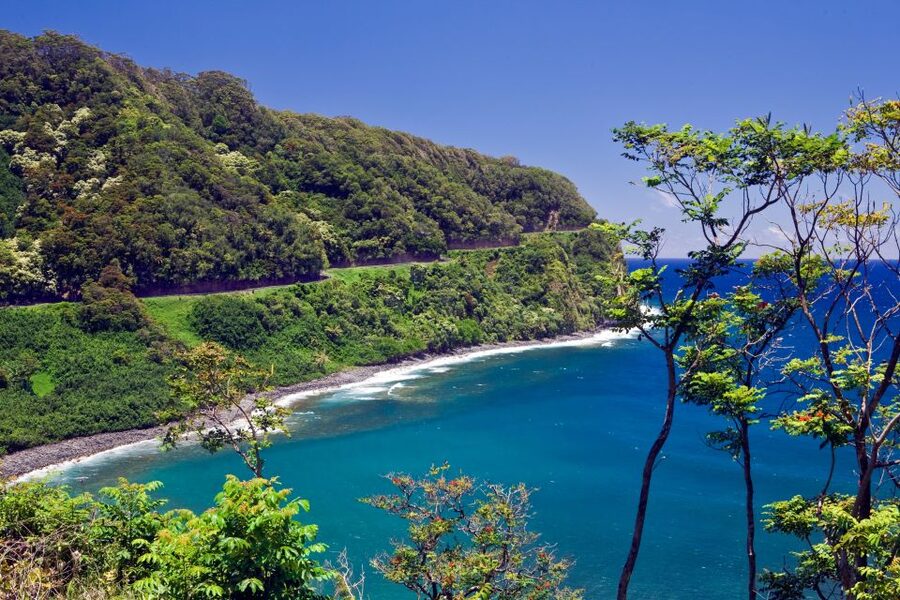 Central Maui: Two-Island Scenic Helicopter Flight to Molokai - Who will get the most from this flight