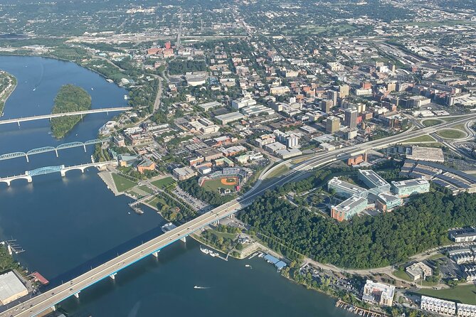 Chattanooga Helicopter Adventure - Iconic City & River Views - Key points at a glance