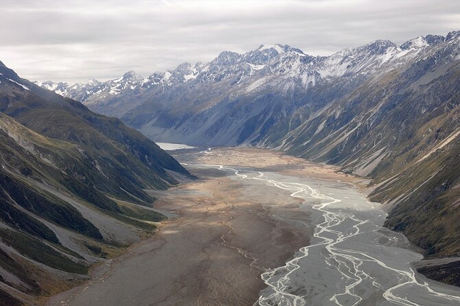 Christchurch to Aoraki Mount Cook helicopter tour - Mackenzie Country’s dry plains and bright canals