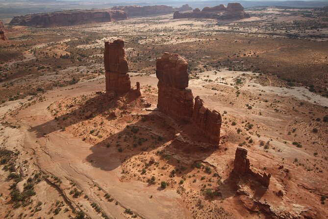 Corona Arch & Canyon Run Heli Tour - 20 minutes - Monitor and Merrimac Butte from the air