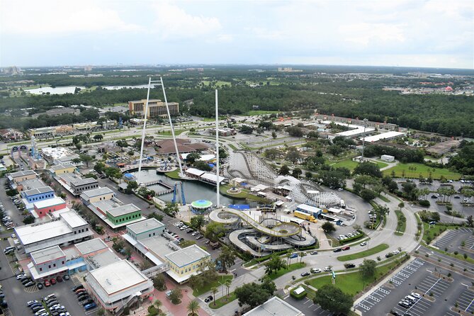 Day 16 miles Private Helicopter Tour over Fun Spot - Should you book the MaxFlight 16-mile tour?