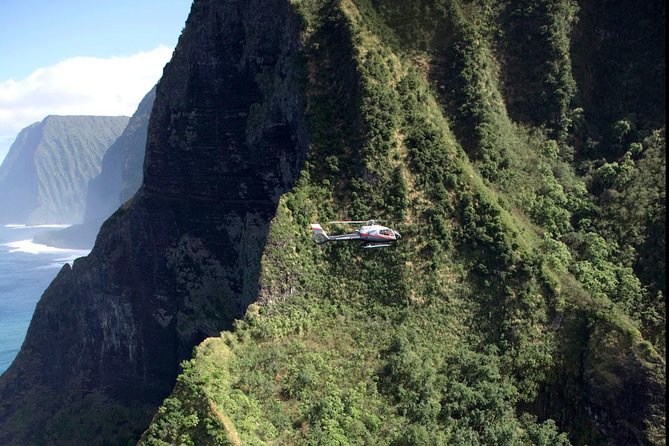 Deluxe Helicopter Tour of Molokai and Maui - Why Molokai makes this flight special