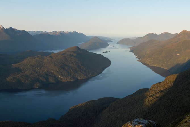 Discover Doubtful Sound // Helicopter Scenic Flight from Te Anau - Key points at a glance