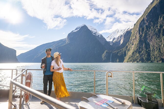 Discover Doubtful Sound // Helicopter Scenic Flight from Te Anau - Who should book this Doubtful Sound flight?