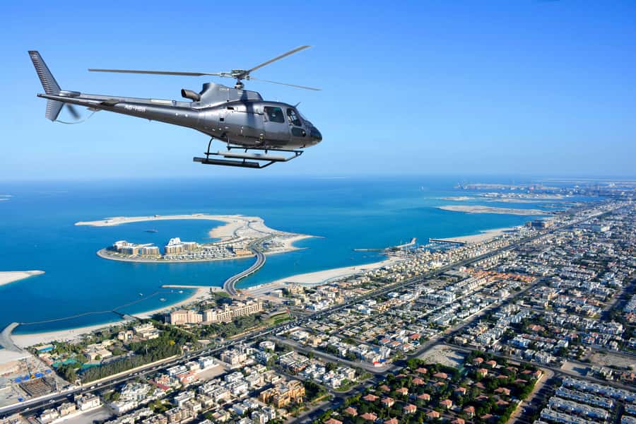 Dubai: 22-Minute Helicopter Flight - What the 22 minutes really feels like