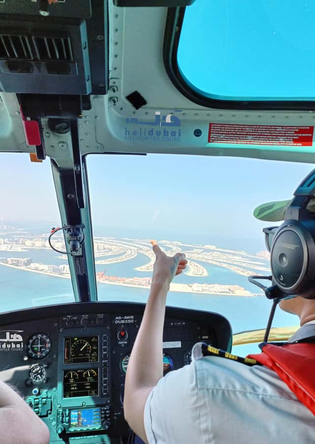 Dubai: Helicopter Ride, Old Town Walking Tour, Abra & Snacks - Key points to know before booking
