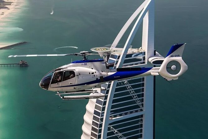 Dubai Iconic Helicopter Tour and Dhow Cruise Dinner Marina Combo - Seeing Dubai From a Helicopter in 17 Minutes