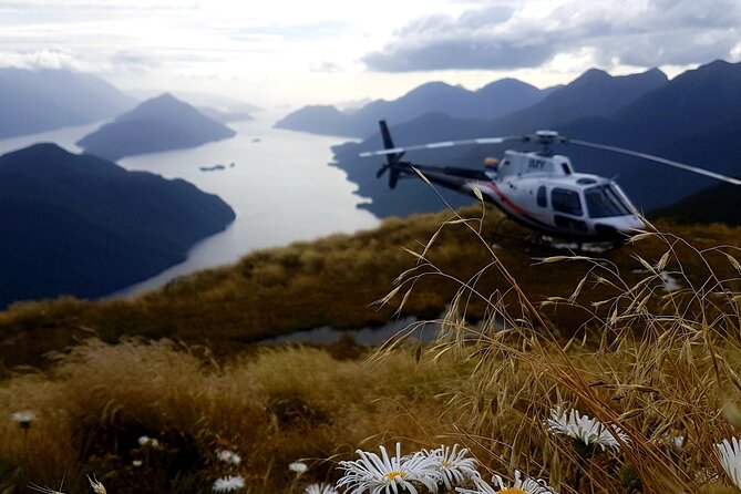 Dusky Sound // Helicopter Scenic Flight - Flying from Lake Manapouri into Fiordland