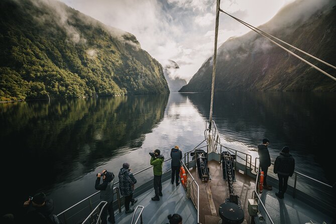 Fiordland Heli-hike from Te Anau - Returning by water taxi