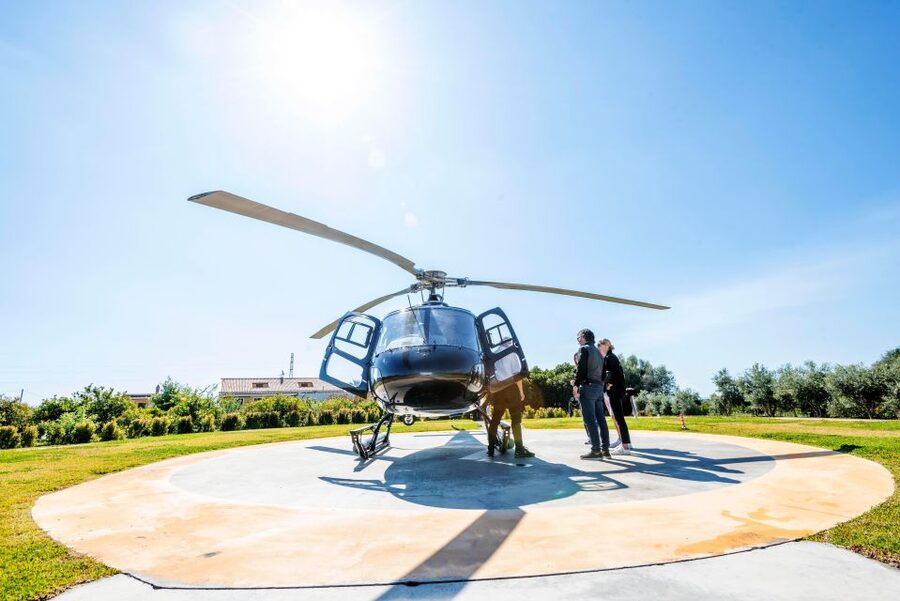 Fiumefreddo: Group Flight Helicopter Tour over Etna - Why Etna works so well from the air